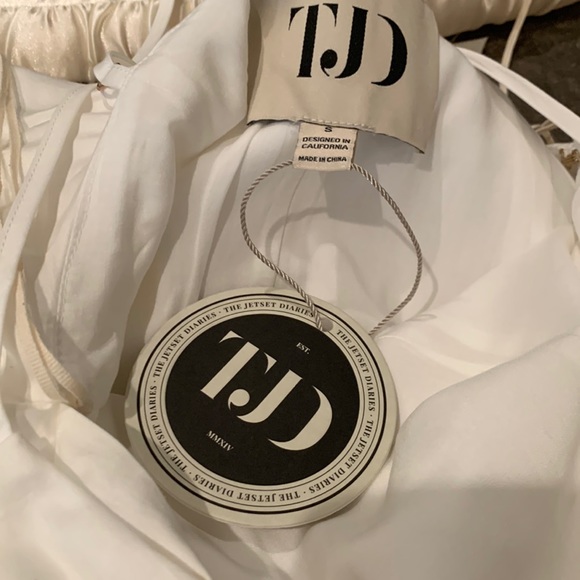 THE JETSET DIARIES AFTER FOREVER MAXI DRESS WHITE COTTON SEXY BACK EYELET DETAIL - Picture 15 of 16